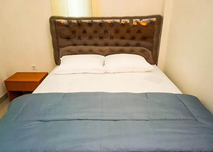 Omah Leren Mitra RedDoorz near Gembiraloka Zoo Yogyakarta Hotel